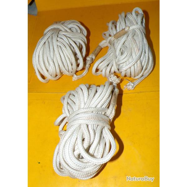 SUSPENTE DE PARACHUTE EN LOT DE 3� ,BON ETAT VOIR PHOTO. POUR TOUT RENSEIGNEMENT ME CONTACTER. REGAR