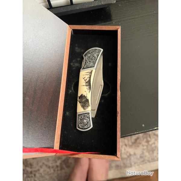 Couteau de Collection Falkner "Wildlife" - �dition Limit�e Loup - Neuf avec Certificat