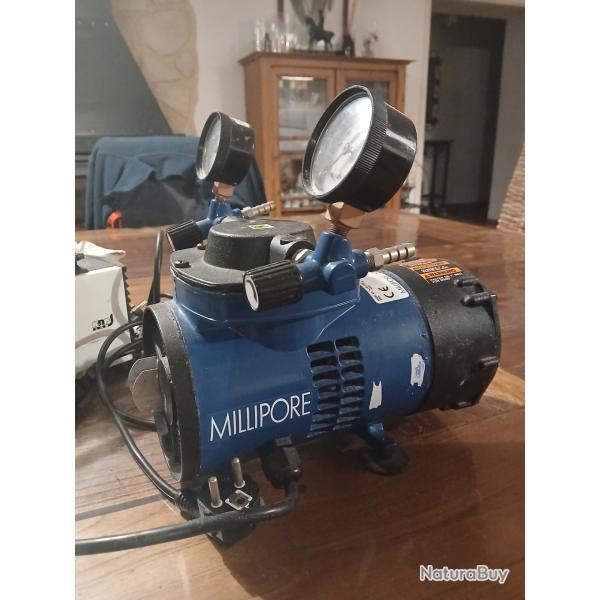pompe a vide millipore