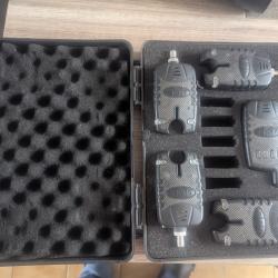 4 D&eacute;tecteurs + centrale de p&ecirc;che CARPO