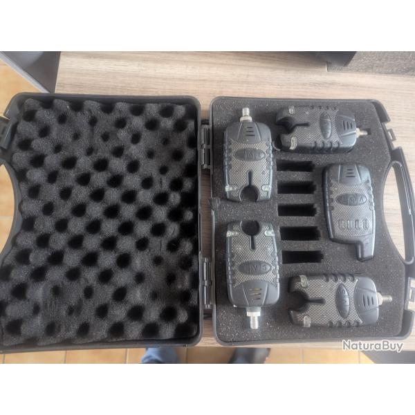 4 D�tecteurs + centrale de p�che CARPO