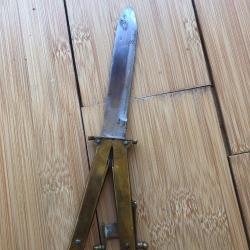 tr&egrave;s beau  couteau de poche  de poilu , pliable