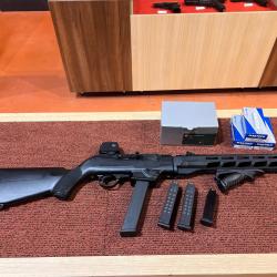 CARABINE SEMI AUTO RUGER PC CARBINE CAL.9X19 + LEICA TEMPUS + HOUSSE + MUNITIONS - OCCASION