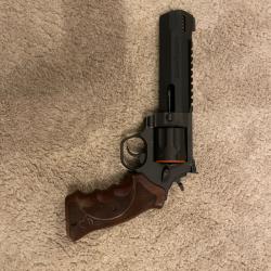 Revolver TAURUS Raging Hunter  6,3/4" Full black 357 magnum