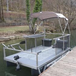Aluminium pontoon boat