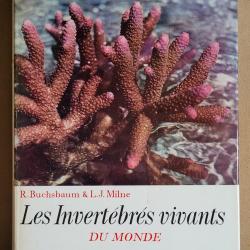 Les Invert&eacute;br&eacute;s Vivants du Monde HACHETTE (1966)