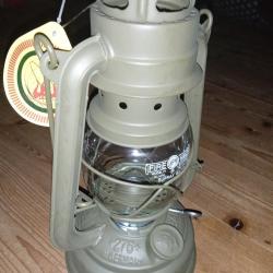 Lanterne a Petrole