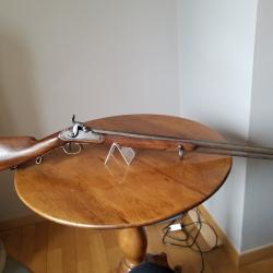 Petit fusil &agrave; percussion d'enfant ancien