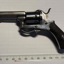 Revolver &agrave; broche type Lefaucheux - fin du XIX si&egrave;cle