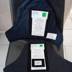 Ench&egrave;re lot de 3 plaques balistiques contre les armes de poings et les lames AEGIS 56X38 cm