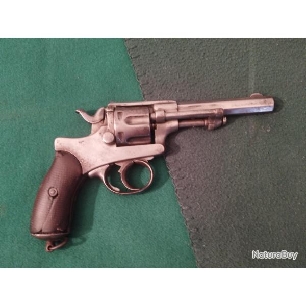 Revolver r�glementaire Portugais, "Abadie", mod�le 1878 pour Officier.