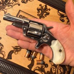 Exceptionnel COLT NEW LINE 1er mod&egrave;le cal. 41 RF - proche du neuf - plaquettes nacre naturelle