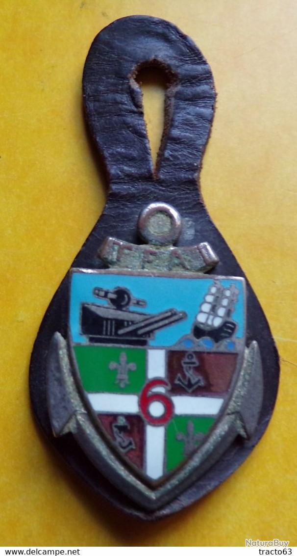 Insigne 420° Bataillon de Commandement et Soutien. Drago guilloché G. 2324