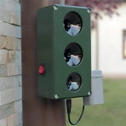 R&eacute;pulsif &Eacute;lectronique Anti-Rongeurs et Renards CH300G - 3000m&sup2;
