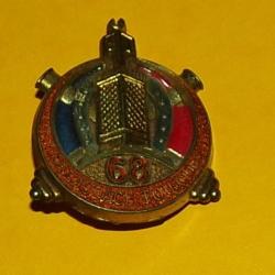 68&deg; Rgt d'Artillerie, fer &agrave; cheval, minaret, Amicale, croissant marron, FABRICANT DELSART , HOMOLOGA