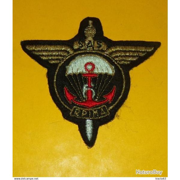 6�me REGIMENT PARACHUTISTE� D'INFANTERIE DE MARINE EN TISSU  ,�  ETAT VOIR PHOTOS� . POUR TOUT RENSE