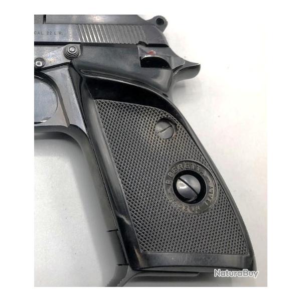 Plaquettes de crosse pour  pistolets 22 Lr - BERETTA  - mod�le 76 / 74 / tr�s bon �tat, droitier