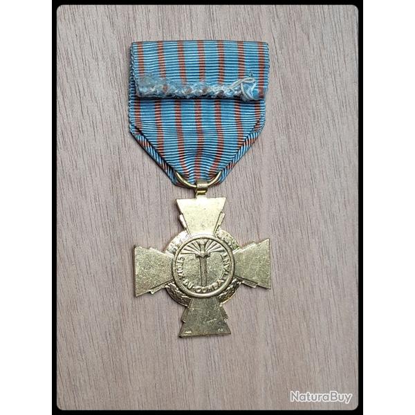 m�daille militaire fran�aise : Croix du Combattant