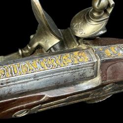 exceptionnel pistolet &agrave; silex allemand de luxe 2 eme serie photos