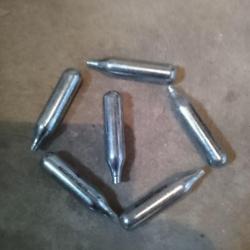 10 SPARCLETTES 12 GRAMMES CO2   PRODUIT FRANCAIS  DE DEFENSE ET LOISIRS  AVEC PETITS FRAIS