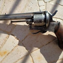 Revolver pour pi&egrave;ces ou restauration