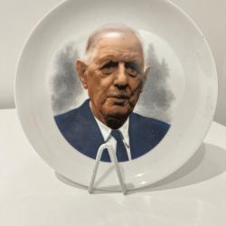 ASSIETTE G&Eacute;N&Eacute;RAL DE GAULLE Porcelaine ROYAL TETTAU Germany.&Eacute;dition limit&eacute;e