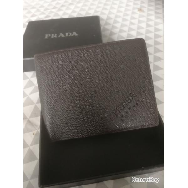 Porte carte de la marque prada