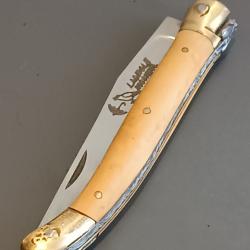 ANCIEN COUTEAU LAGUIOLE, ROSSIGNOL PARAPLUIE &Agrave; L'&Eacute;PREUVE, THIERS, XX&egrave;me, manche BUIS, guilloch&eacute;