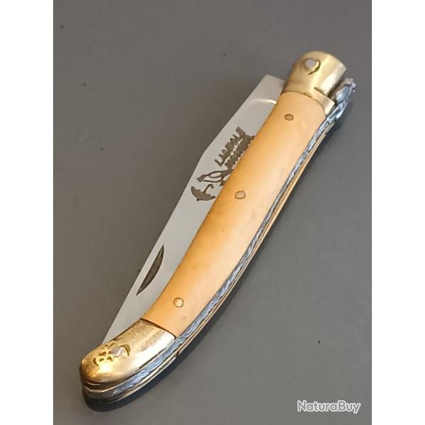 ANCIEN COUTEAU LAGUIOLE, ROSSIGNOL PARAPLUIE � L'�PREUVE, THIERS, XX�me, manche BUIS, guilloch�