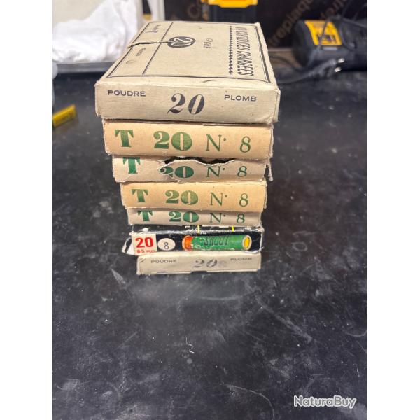 Lot de cartouches manufactur�, calibre 20 poudre, T. Plomb, num�ro huit.