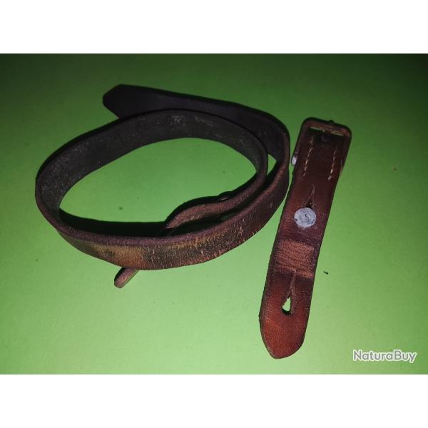 Jugulaire de casque dat� 1942