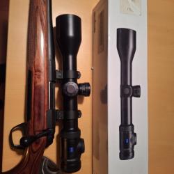 Vends lunette zeiss victory v8 2.8 20 56 avec colliers comme neuve l arme n'est pas &agrave; vendre