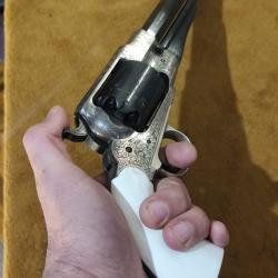Revolver Pietta Remington 1858 Grav&eacute; New Army DELUXE SILVER 8" PN 44 Carcasse acier 1994 Code BD.