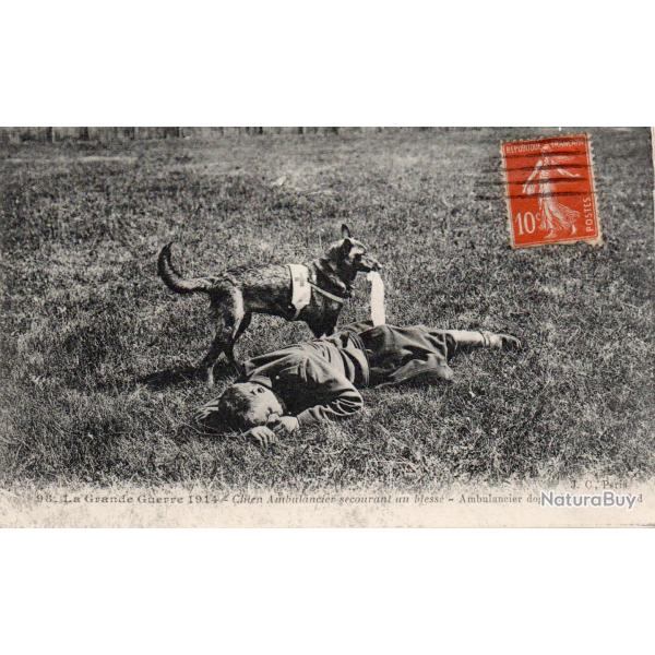 CPA - La Guerre 1914- Chien ambulancier secourant  un blesse - N�7590