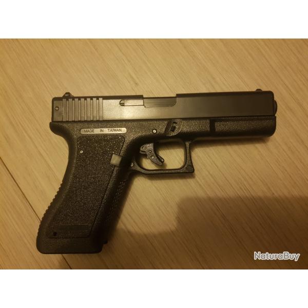 Airsoft glock 17 spring 6mmbb de couleur noire