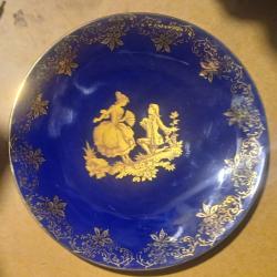 BELLE ASSIETTE EN PORCELAINE D'ART LIMOGE