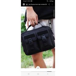 Sac militaire tactique NOIR &agrave; bandouliere, poign&eacute;e et port USB