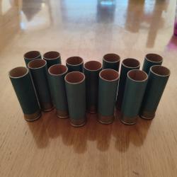 Lot de 68 douilles calibre 10