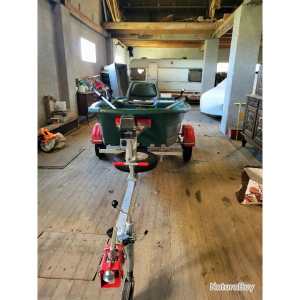 BARQUE ARMOR 320EQUIPEE ET REMORQUE EQUIPEE