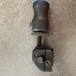 Monopod accushot bt12