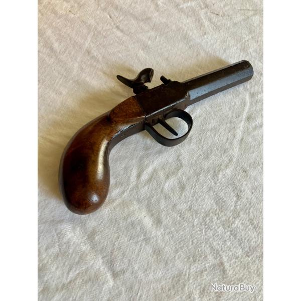 Pistolet a coffre bon etat apte au tir