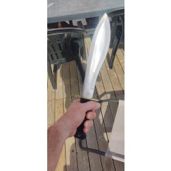 Couteau de chasse tout terrains lame inoxidable  fiable et robuste 1� sans r&eacute;serve !!