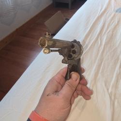 Revolver &agrave; broche 7mm