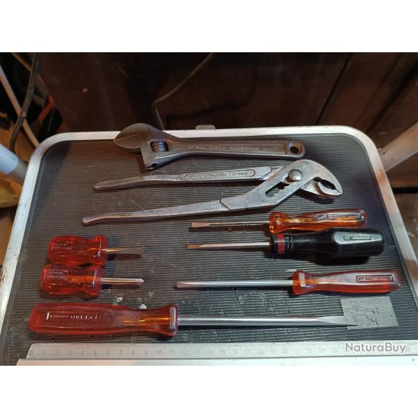 Lot outils Facom France