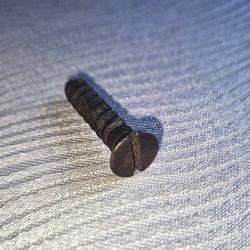 PETITE VIS DE PLAQUE DE COUCHE LEBEL