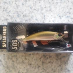 Poisson nageur Ryuki spearhead 50 S jerkbait