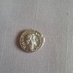 Belle pi&egrave;ce romaine argent