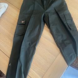 Fuseau chasse vert T 46