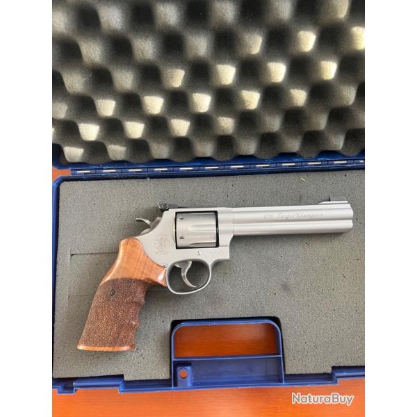 REVOLVER SMITH & WESSON model 686  CAL 357 MAGNUM 6'' TARGET CHAMPION