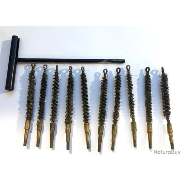 Lot de brosses de nettoyage d'occasion, pour 9 mm, (Mat 49, Mac 50) ou autre.